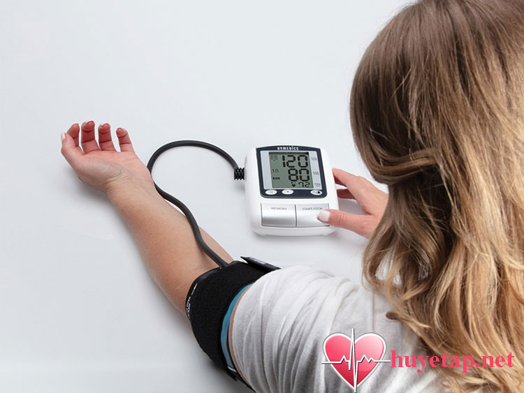 Làm thế nào để biết mình bị tăng huyết áp? 1